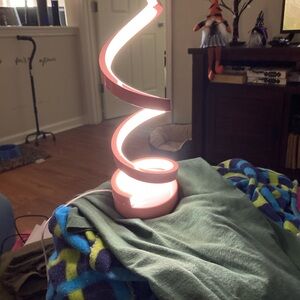 Modern spiral adjustable lamp